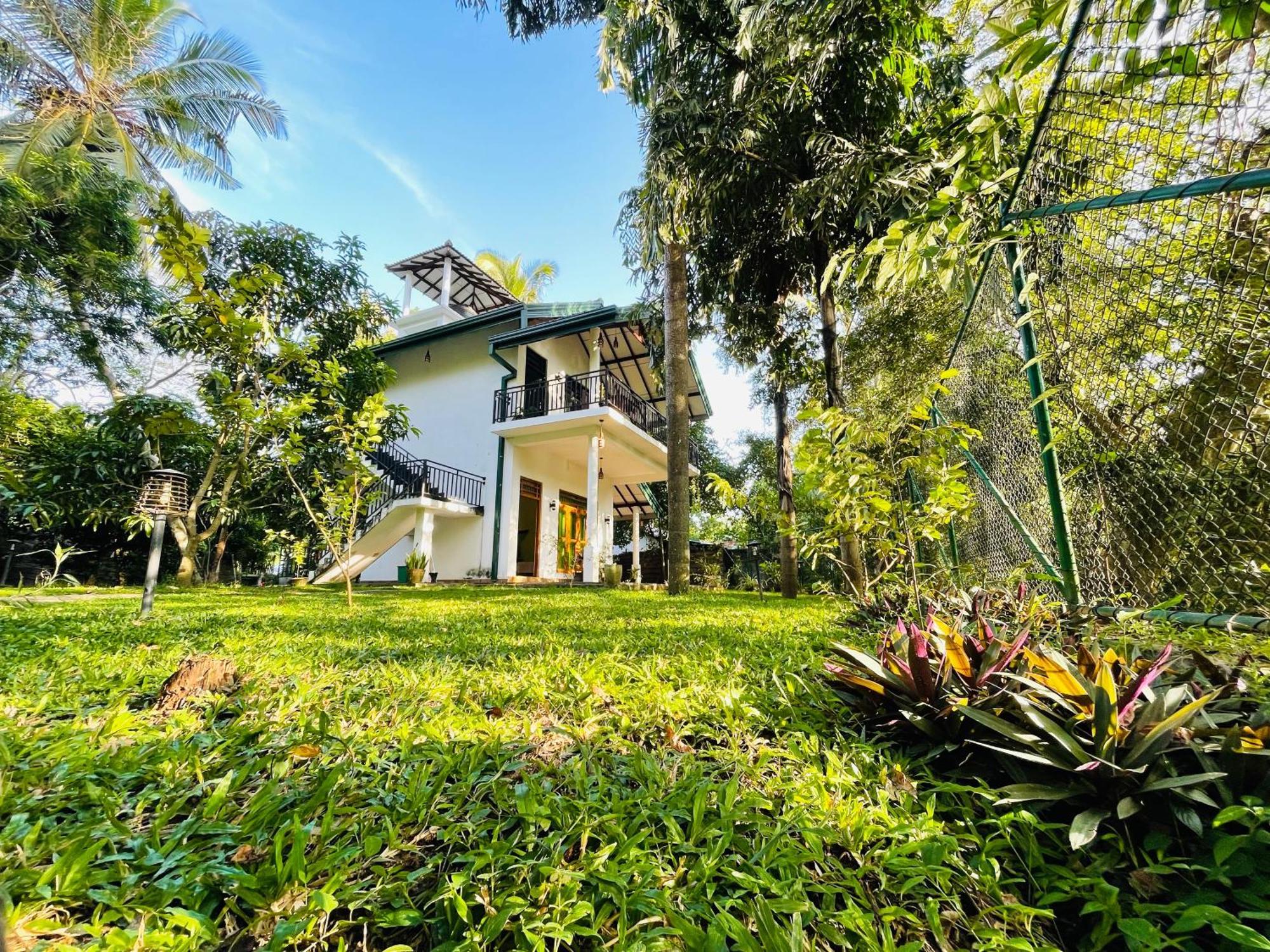 Yala Safari River View Hotel Tissamaharama Ngoại thất bức ảnh