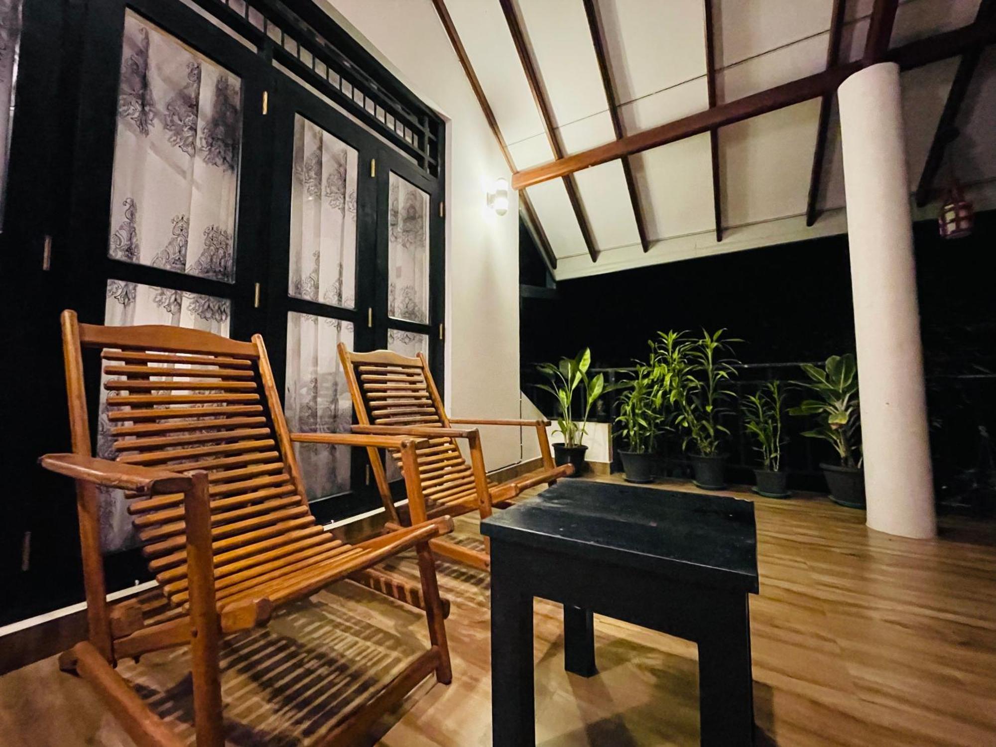 Yala Safari River View Hotel Tissamaharama Ngoại thất bức ảnh