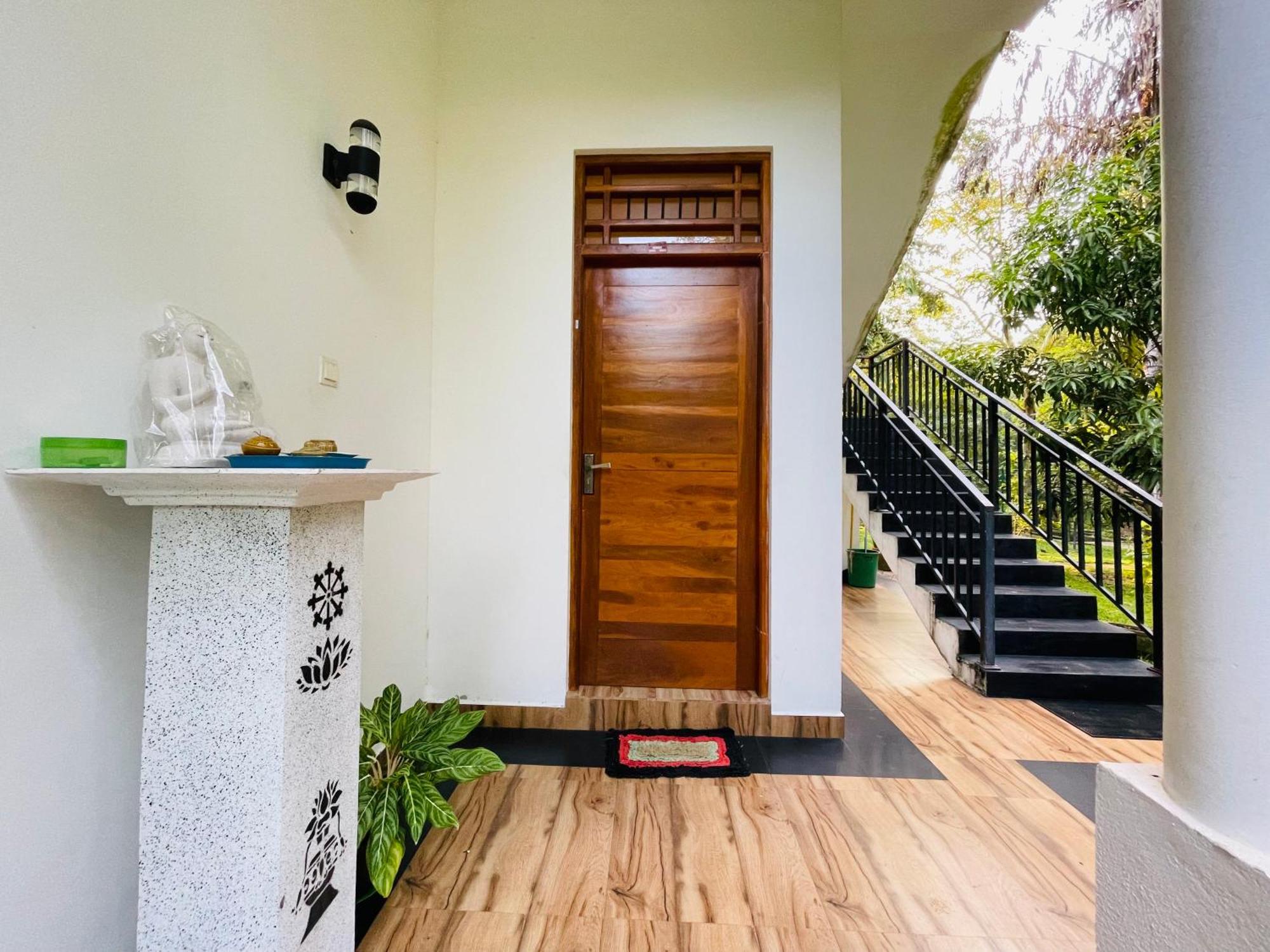 Yala Safari River View Hotel Tissamaharama Ngoại thất bức ảnh
